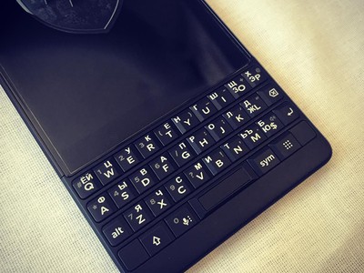 Русификация blackberry key2