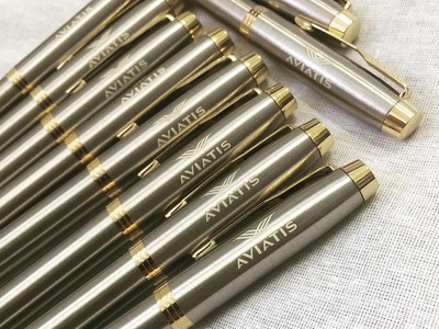 Нанесение корпоративной символики на ручки